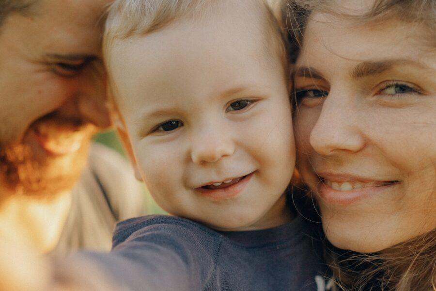 parents bonding with child